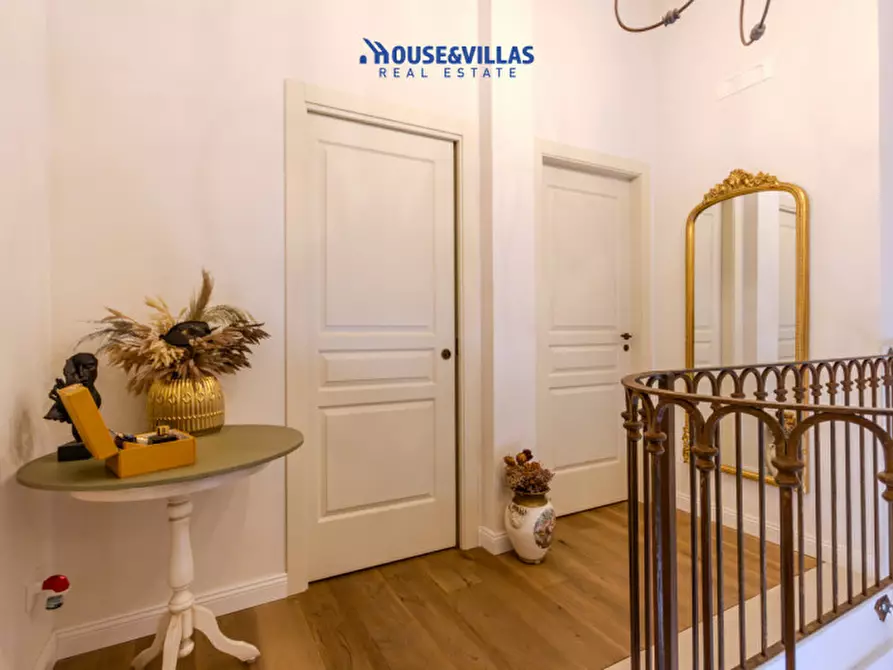 Immagine 21 di Villa in vendita  in Via Siracusa a Avola