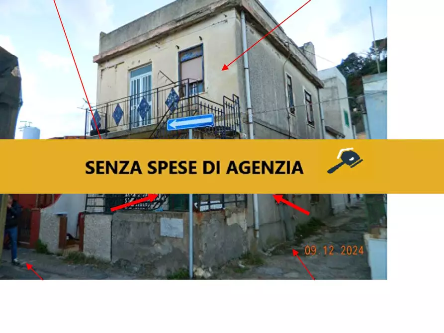 Immagine 1 di Appartamento in vendita  in Località Acqualadroni tra la via Brigantino ed il vicolo della Goletta - 98163 Messina (ME) a Messina