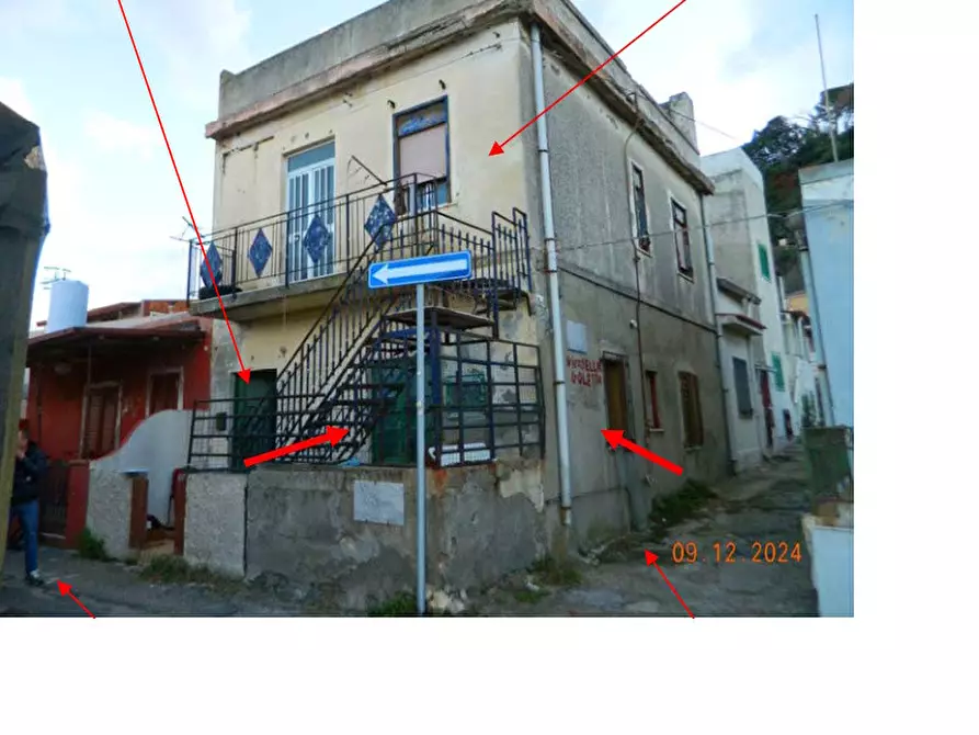 Immagine 2 di Appartamento in vendita  in Località Acqualadroni tra la via Brigantino ed il vicolo della Goletta - 98163 Messina (ME) a Messina