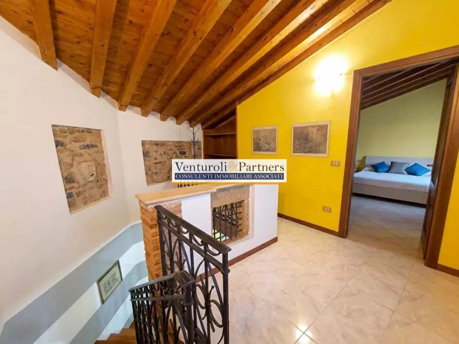 Immagine 9 di Appartamento in vendita  in VIA CAPOBORGO a Gavardo