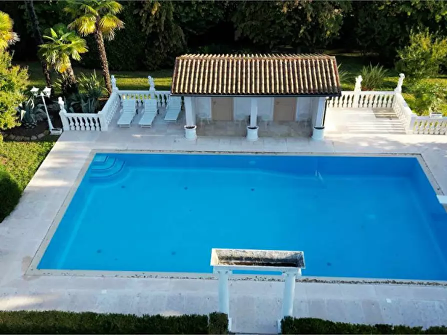 Immagine 6 di Villa in vendita  a Castelfranco Veneto