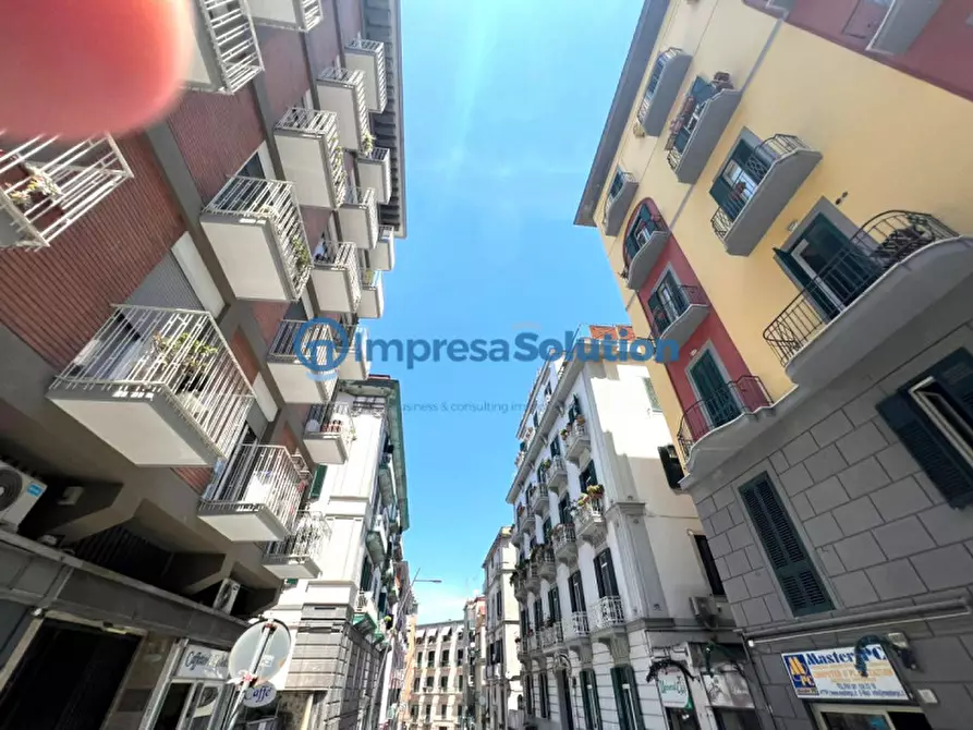 Immagine 6 di Negozio in affitto  in Via Michele Kerbaker a Napoli
