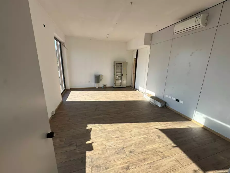Immagine 5 di Negozio in affitto  in Piazza Europa Unita a Castelfranco Veneto