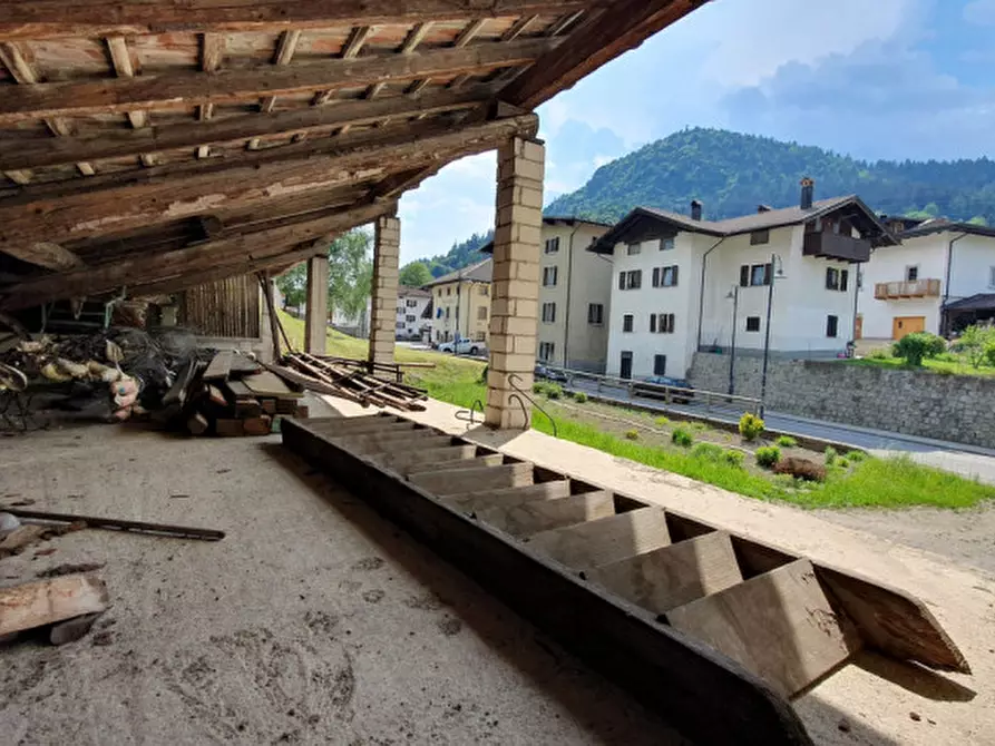 Immagine 5 di Magazzino in vendita  in Corso Tre Novembre a Sella Giudicarie