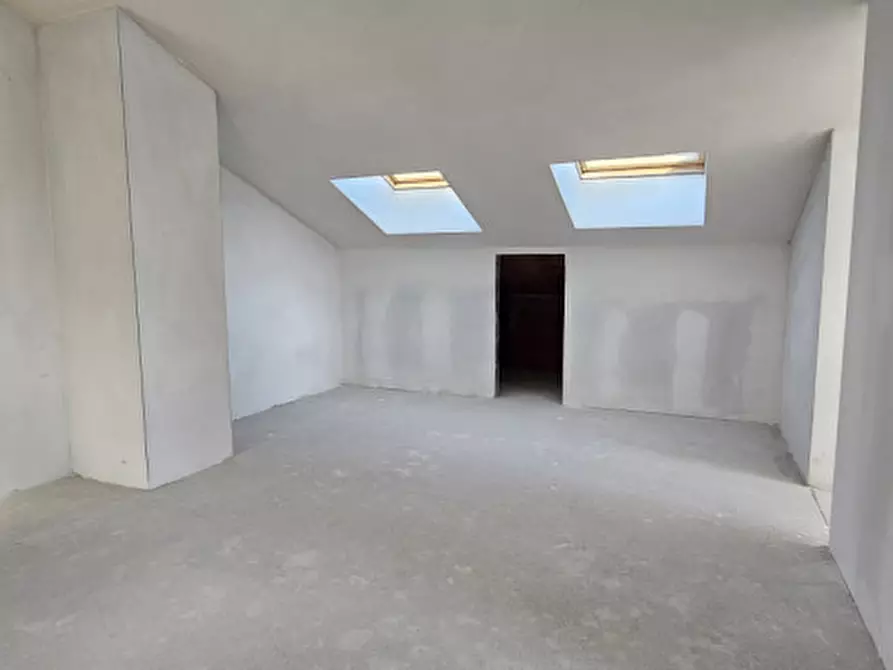 Immagine 1 di Casa trifamiliare in vendita  in Via Frassanedo a Legnaro