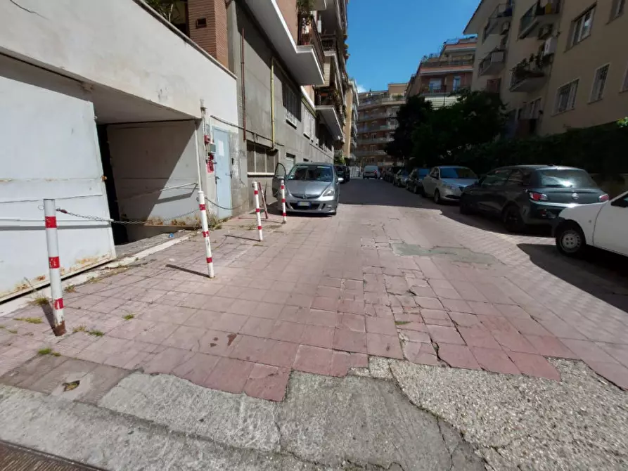 Immagine 18 di Negozio in vendita  in Via Franco Sacchetti, 18, 00137 Roma RM, Italia a Roma