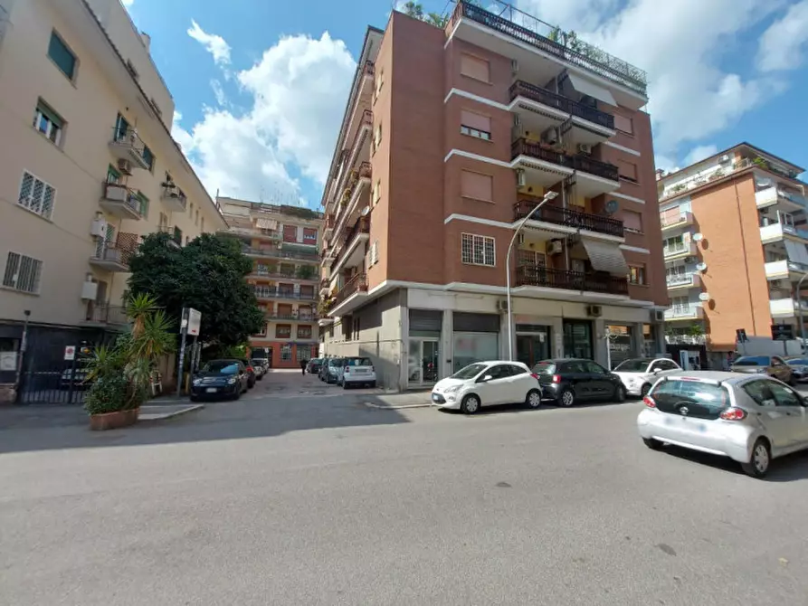 Immagine 19 di Negozio in vendita  in Via Franco Sacchetti, 18, 00137 Roma RM, Italia a Roma