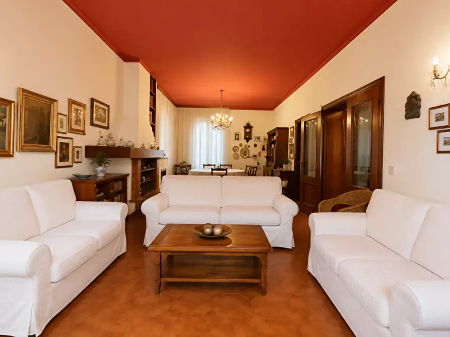 Immagine 13 di Casa indipendente in vendita  a Senigallia