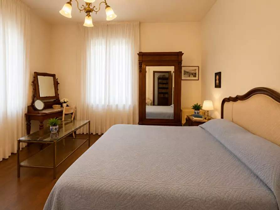 Immagine 24 di Casa indipendente in vendita  a Senigallia