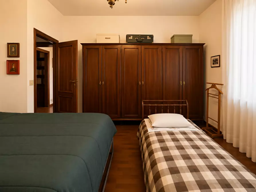 Immagine 33 di Casa indipendente in vendita  a Senigallia