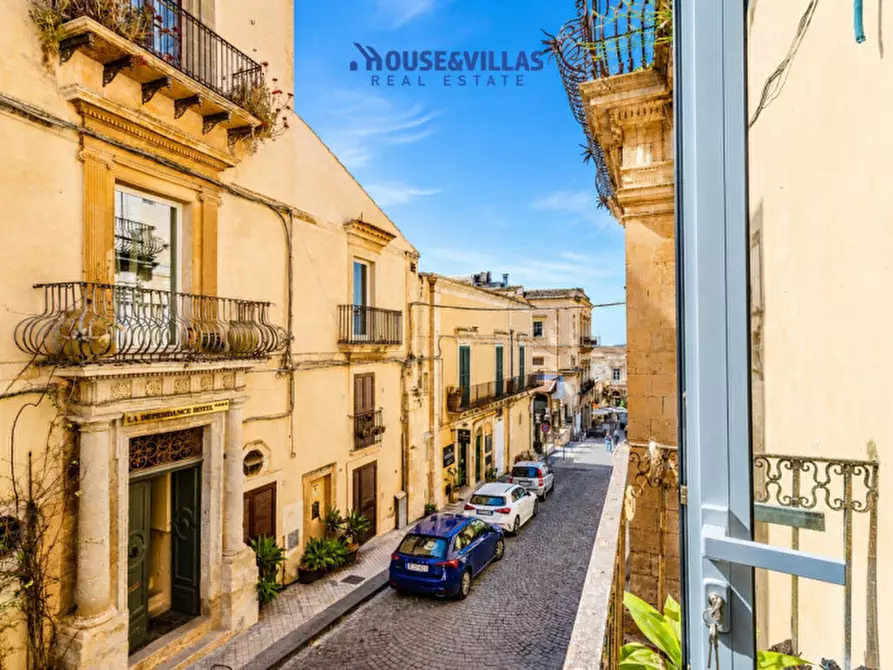 Immagine 17 di Appartamento in vendita  in Via Rocco Pirri a Noto
