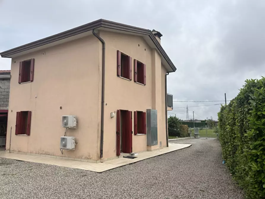 Immagine 21 di Casa bifamiliare in vendita  in Via Angelo Straiotto a Mestrino