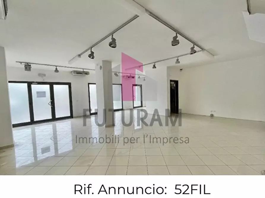 Immagine 1 di Negozio in affitto  a Cittadella