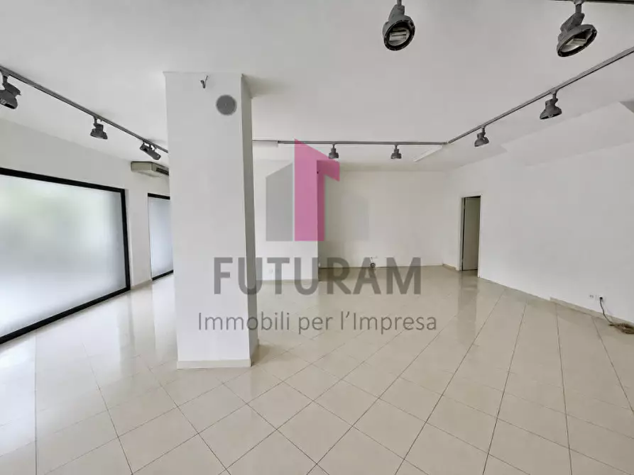 Immagine 12 di Negozio in affitto  a Cittadella