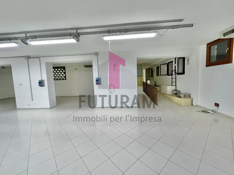 Immagine 20 di Negozio in affitto  a Cittadella
