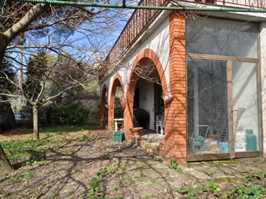 Immagine 3 di Villa in vendita  a Castelfranco Piandiscò
