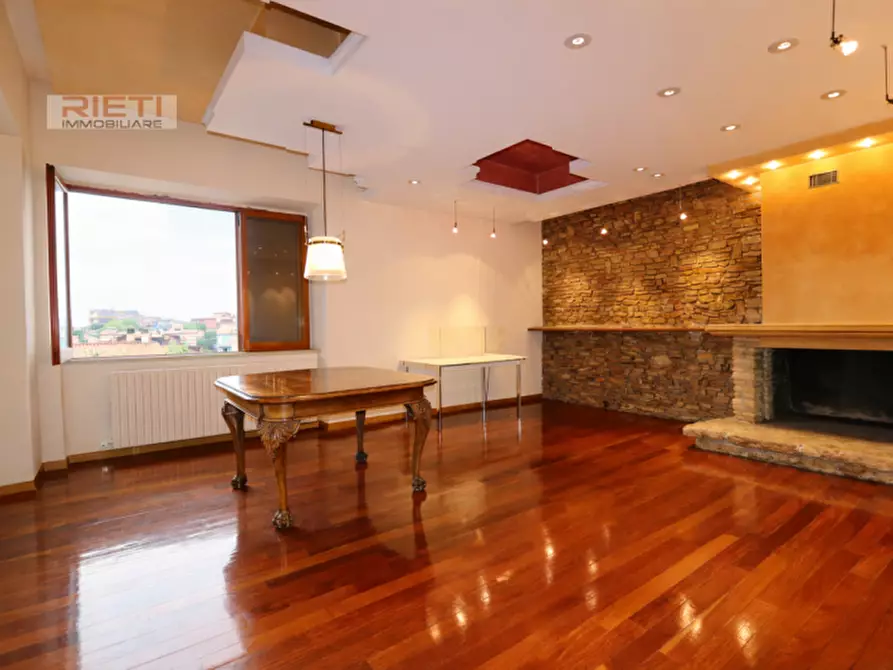 Immagine 6 di Villa in vendita  in VIa Giacomo Matteotti a Poggio Moiano