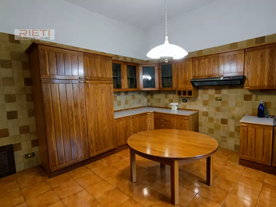 Immagine 8 di Villa in vendita  in VIa Giacomo Matteotti a Poggio Moiano
