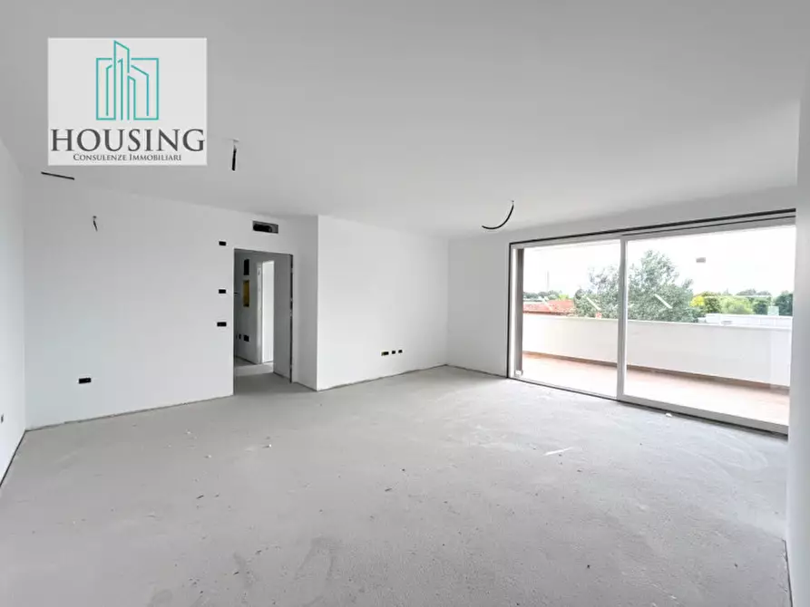 Immagine 2 di Appartamento in vendita  in Viale delle Terme a Abano Terme