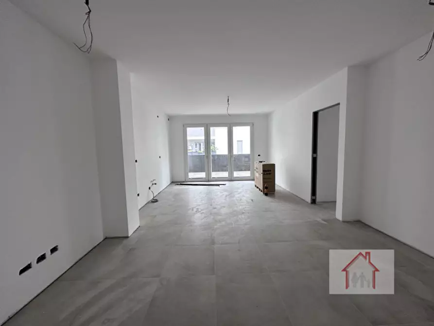Immagine 2 di Appartamento in vendita  a Giavera Del Montello