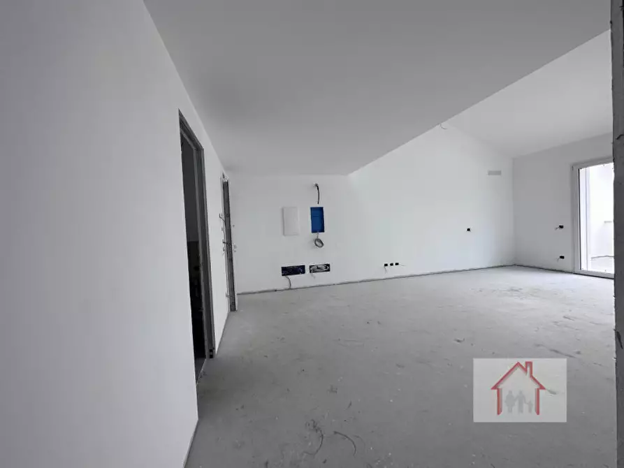 Immagine 3 di Appartamento in vendita  a Giavera Del Montello