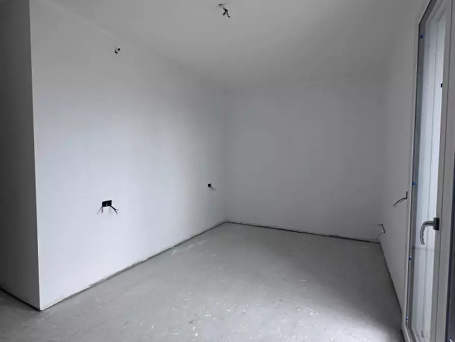 Immagine 18 di Appartamento in vendita  a Giavera Del Montello