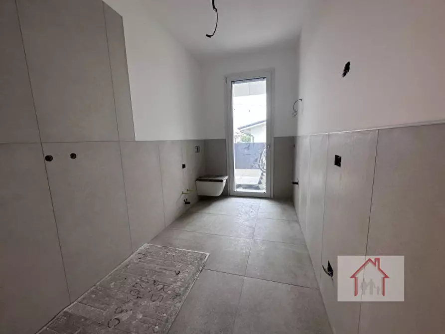 Immagine 21 di Appartamento in vendita  a Giavera Del Montello