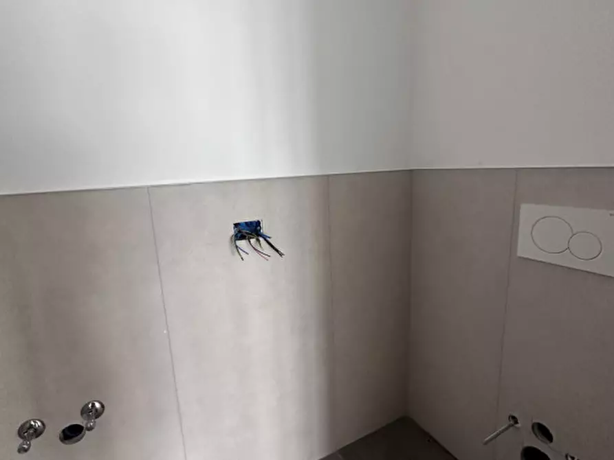 Immagine 24 di Appartamento in vendita  a Giavera Del Montello