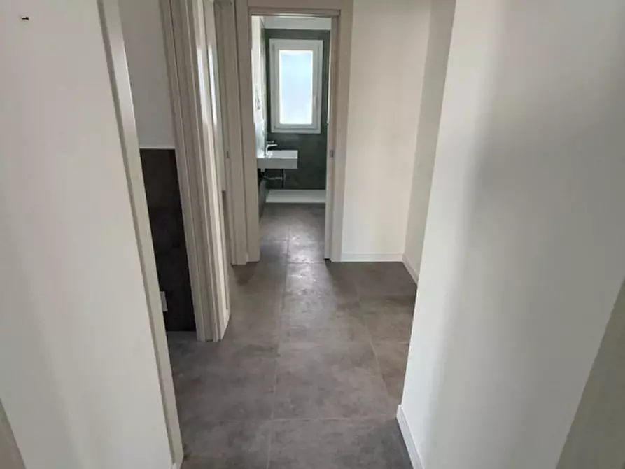 Immagine 6 di Appartamento in vendita  in Via Raffaello Sanzio a Senigallia