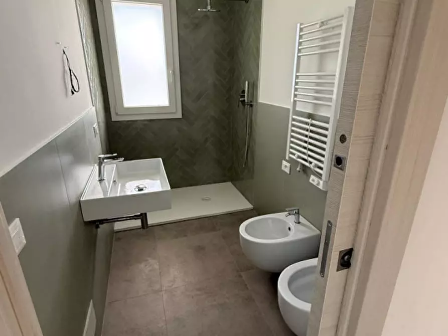 Immagine 7 di Appartamento in vendita  in Via Raffaello Sanzio a Senigallia