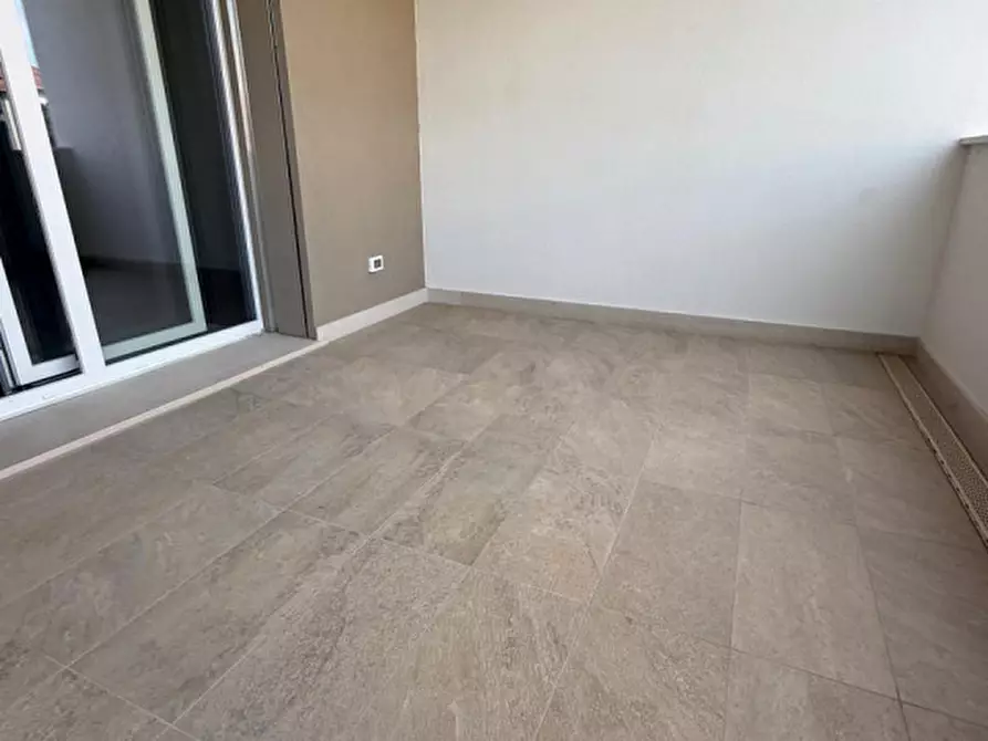Immagine 9 di Appartamento in vendita  in Via Raffaello Sanzio a Senigallia
