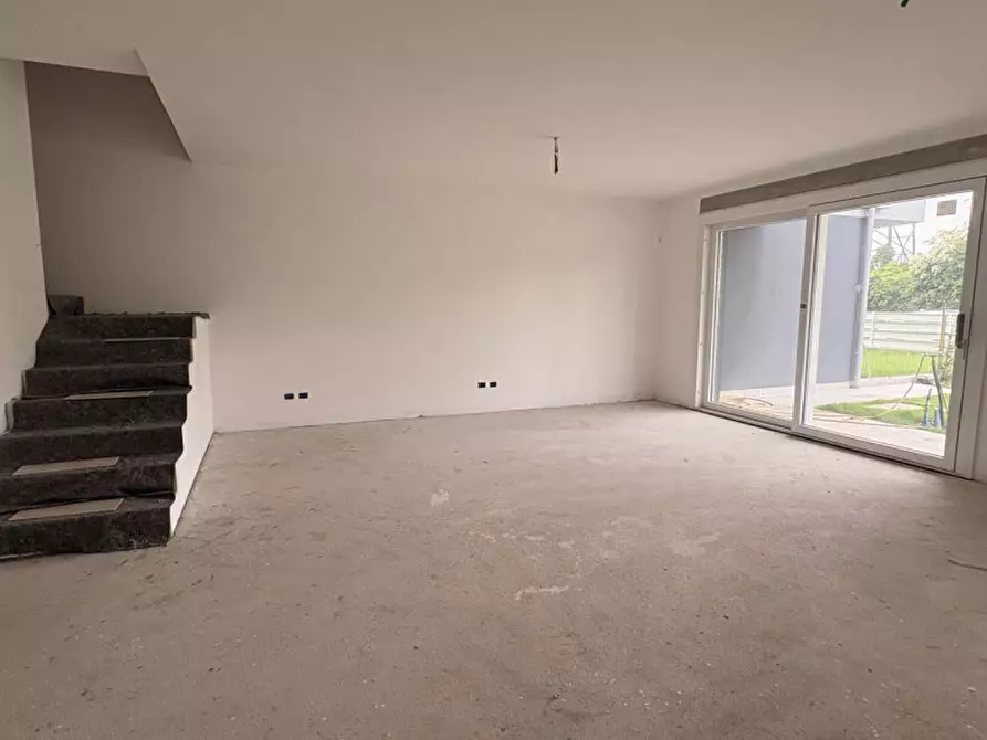 Immagine 4 di Casa trifamiliare in vendita  in Via Francesco Petrarca a Noventa Padovana