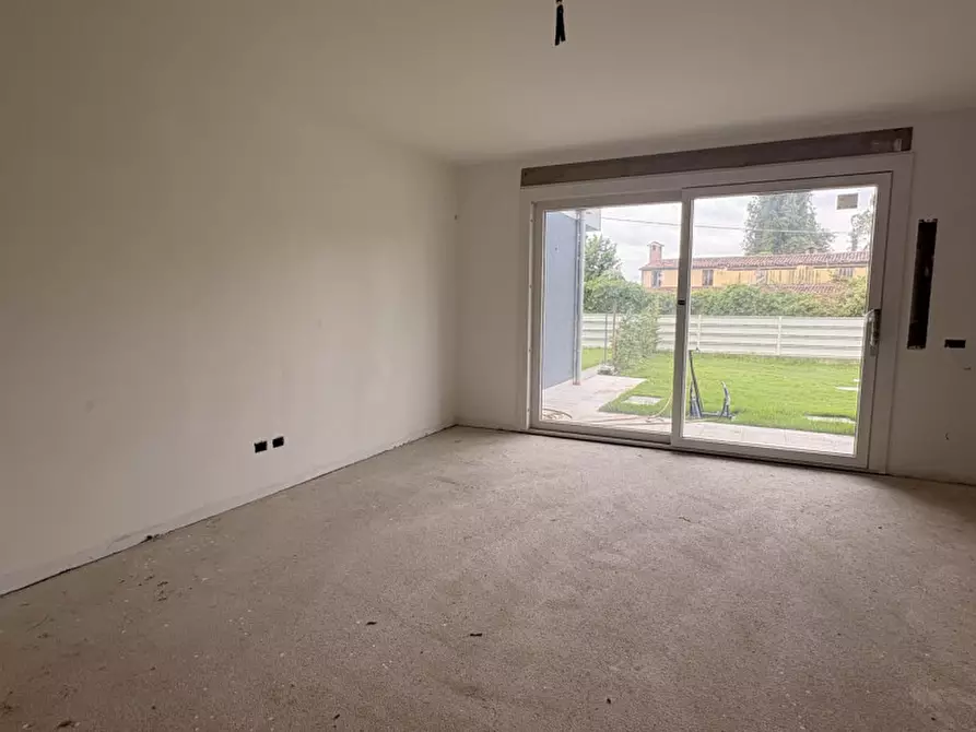 Immagine 6 di Casa trifamiliare in vendita  in Via Francesco Petrarca a Noventa Padovana