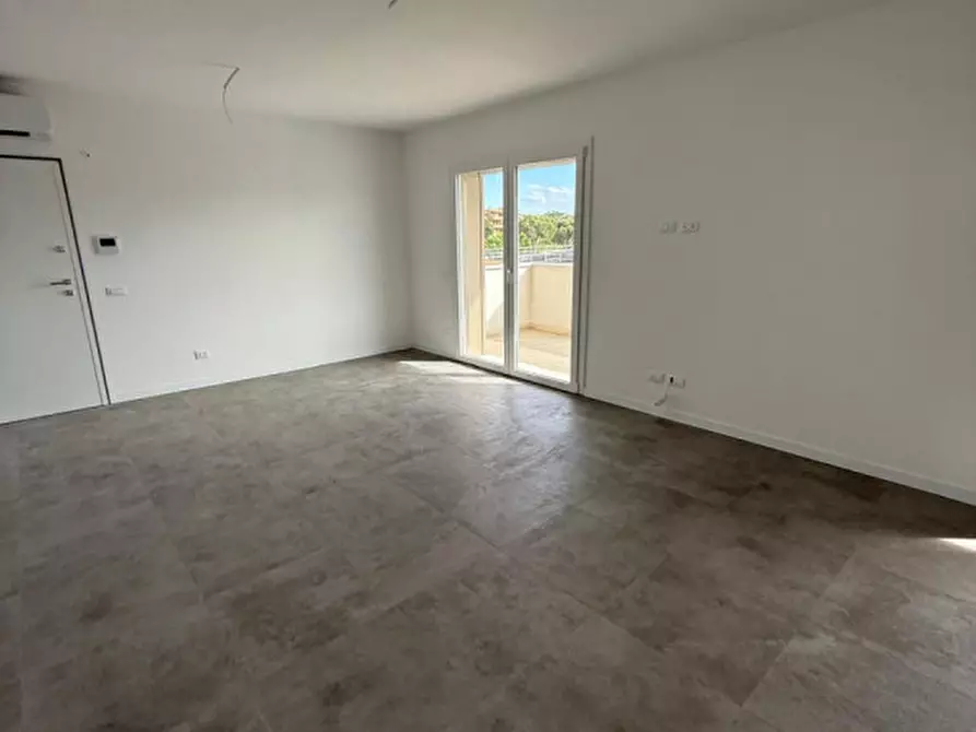Immagine 1 di Appartamento in vendita  in Via Raffaello Sanzio a Senigallia