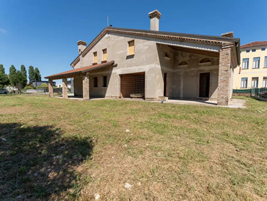 Immagine 6 di Villa in vendita  in Via 8 Marzo, snc a Campolongo Maggiore