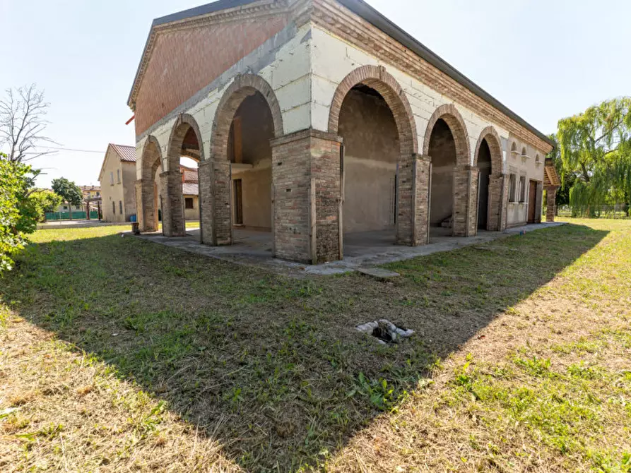 Immagine 8 di Villa in vendita  in Via 8 Marzo, snc a Campolongo Maggiore