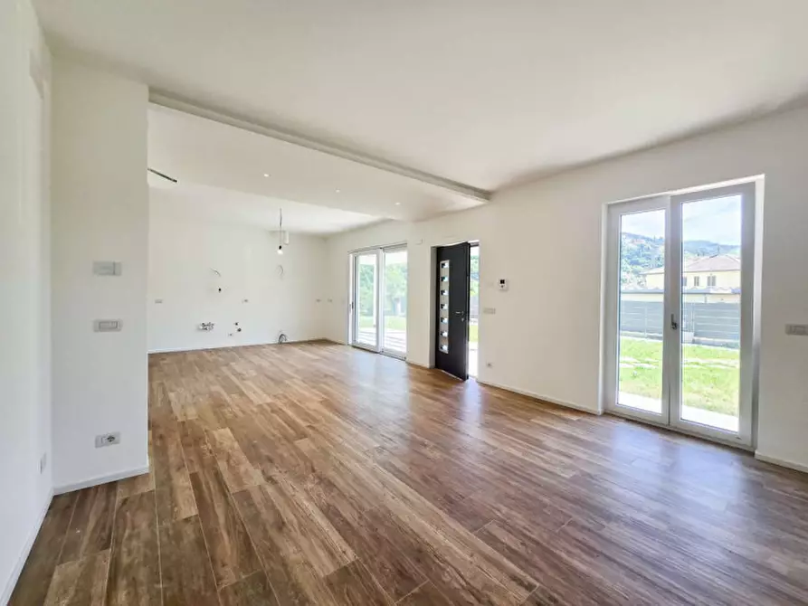 Immagine 6 di Villetta a schiera in vendita  in Via Provinciale a Sassocorvaro Auditore