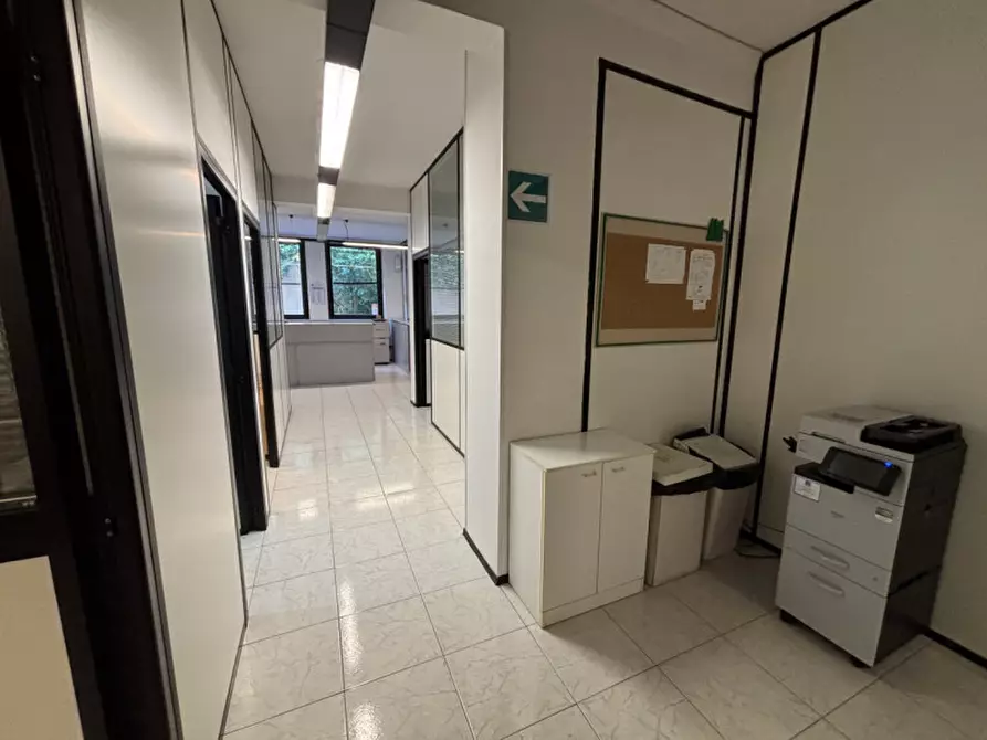 Immagine 5 di Ufficio in vendita  in VIA DEI ROSSI a Scandicci