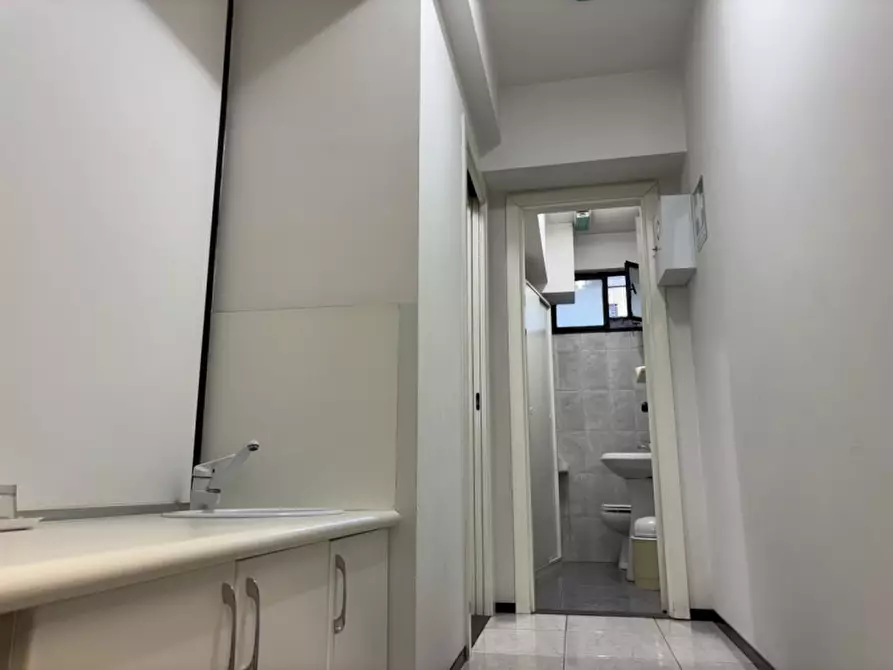 Immagine 9 di Ufficio in vendita  in VIA DEI ROSSI a Scandicci