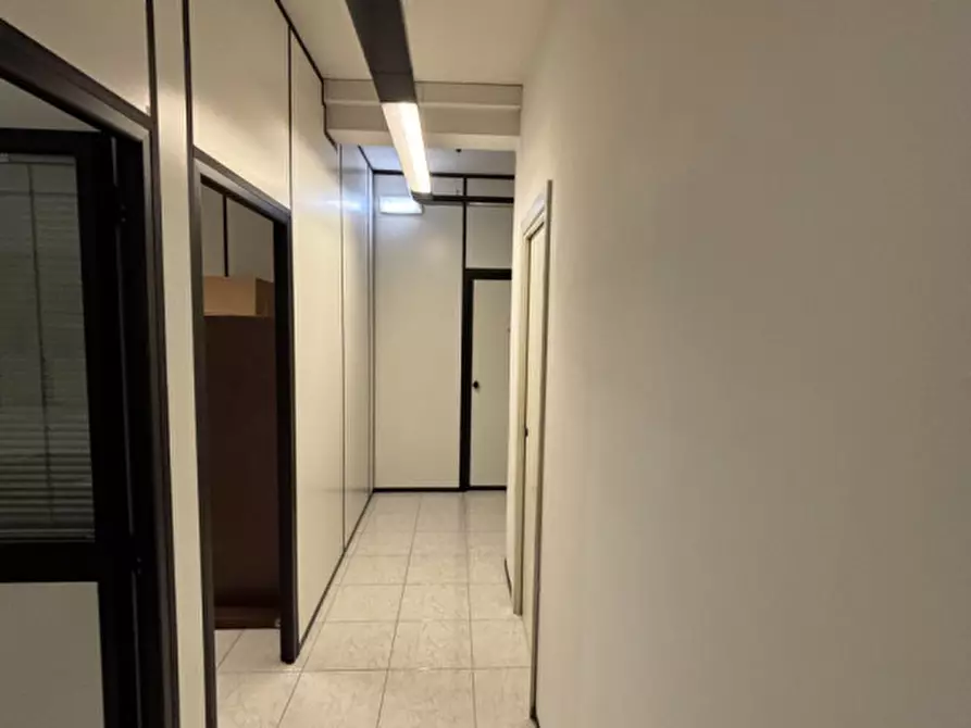 Immagine 17 di Ufficio in vendita  in VIA DEI ROSSI a Scandicci