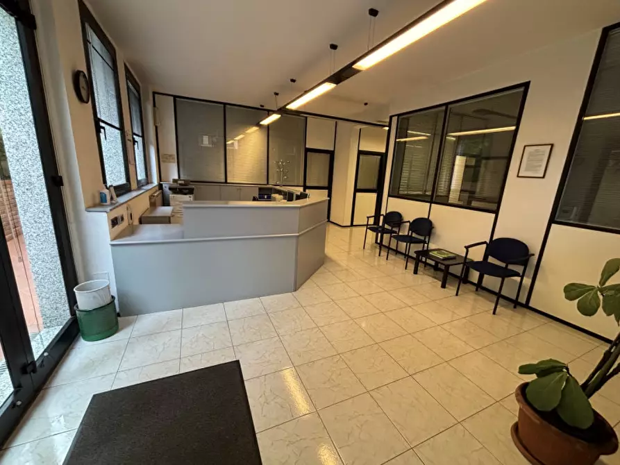 Immagine 25 di Ufficio in vendita  in VIA DEI ROSSI a Scandicci