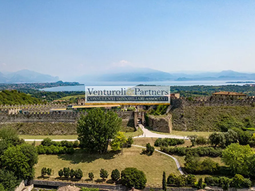 Immagine 8 di Terreno in vendita  in Via Corte Ferrarini a Lonato del Garda