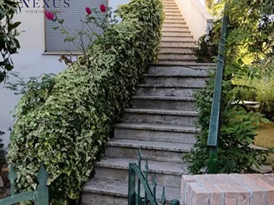 Immagine 10 di Casa bifamiliare in vendita  in Via Salvalai 11 a Colli Al Metauro