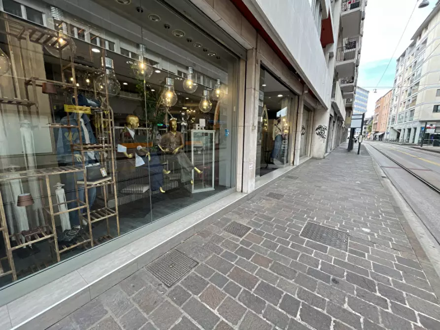 Immagine 9 di Negozio in vendita  in Via Giosuè Carducci a Venezia