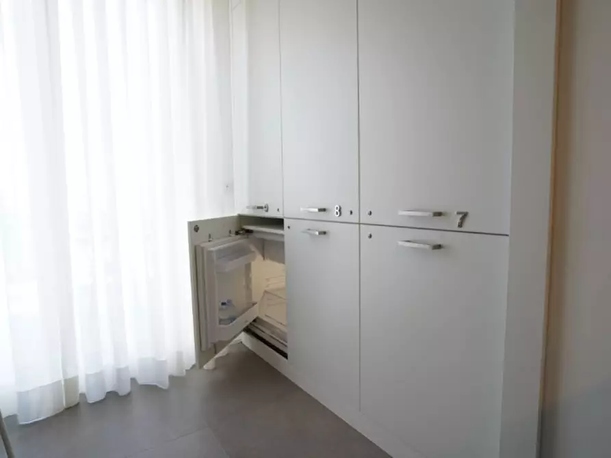 Immagine 43 di Attico in vendita  in Via Raffaele Malagrida a Pescara