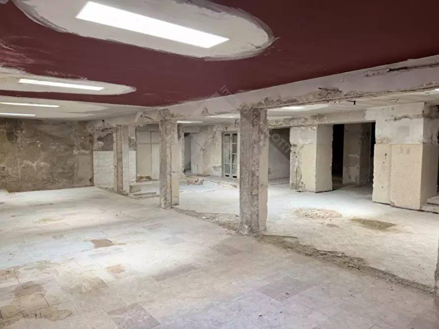Immagine 1 di Hotel in vendita  in Via Brindisi a Andria