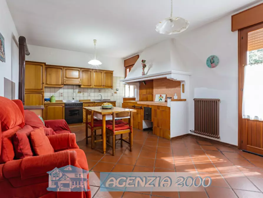 Immagine 3 di Casa bifamiliare in vendita  in Via Giuseppe Suman 6 a Arre
