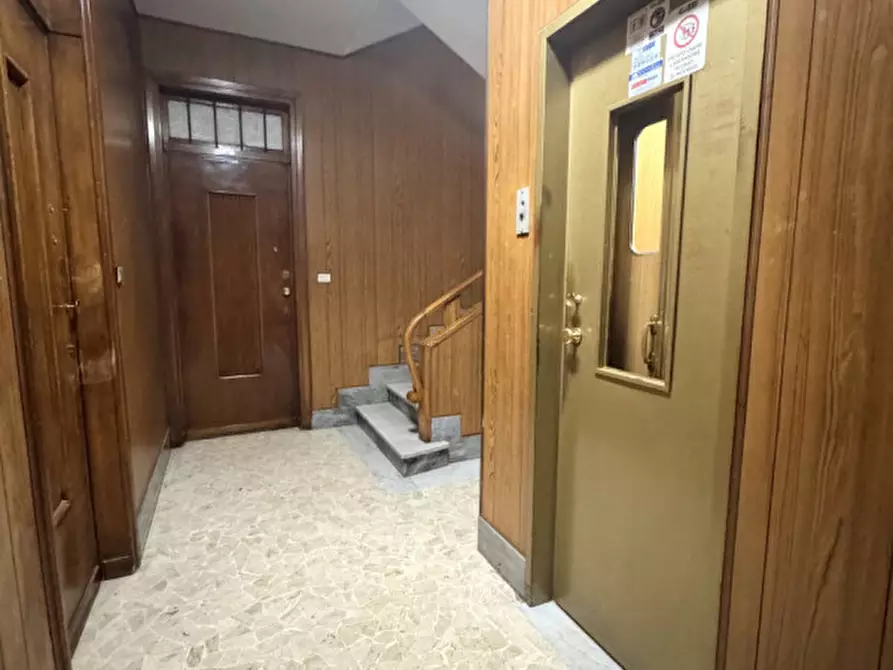 Immagine 19 di Appartamento in vendita  in Via Brandizzo a Torino