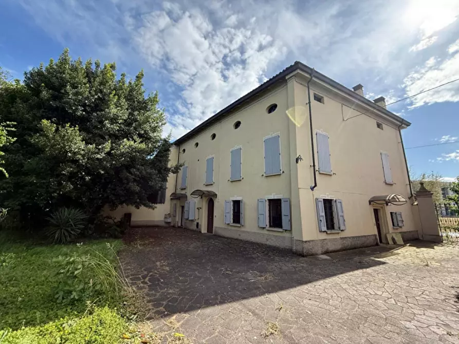 Immagine 1 di Appartamento in vendita  in Via Argini Nord, 31 a Montechiarugolo