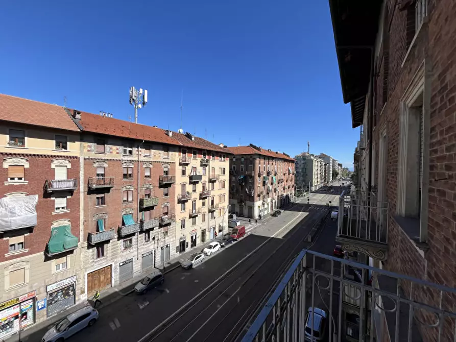 Immagine 9 di Appartamento in vendita  in Corso Giulio Cesare, 160 a Torino